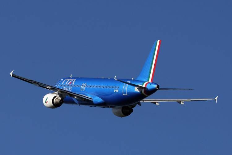 Aereo Ita - Fotogramma