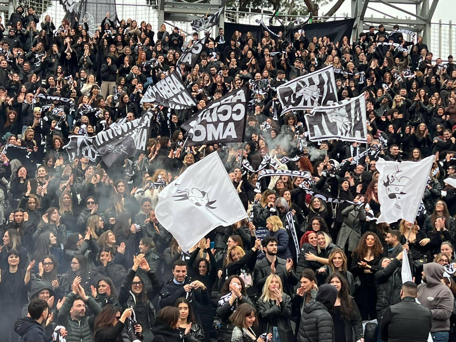 whatsapp image 2025 03 27 at 19.12.04 1 