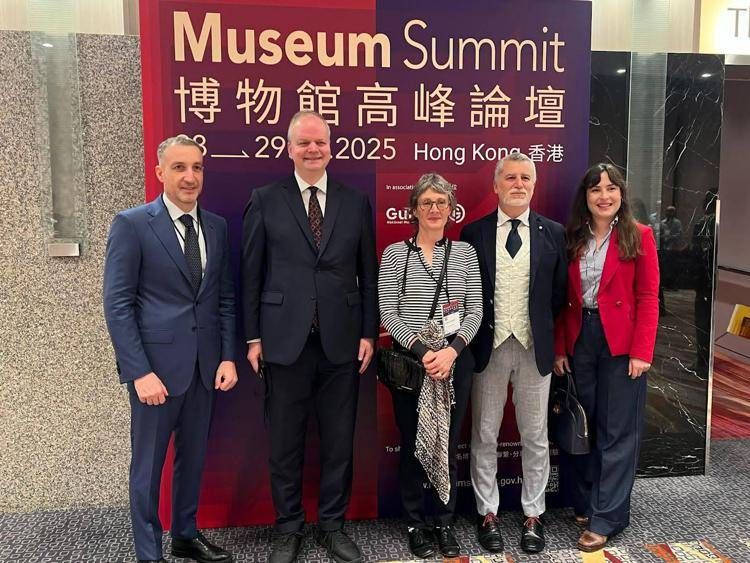 La 'rivoluzione' di Capodimonte a Hong Kong