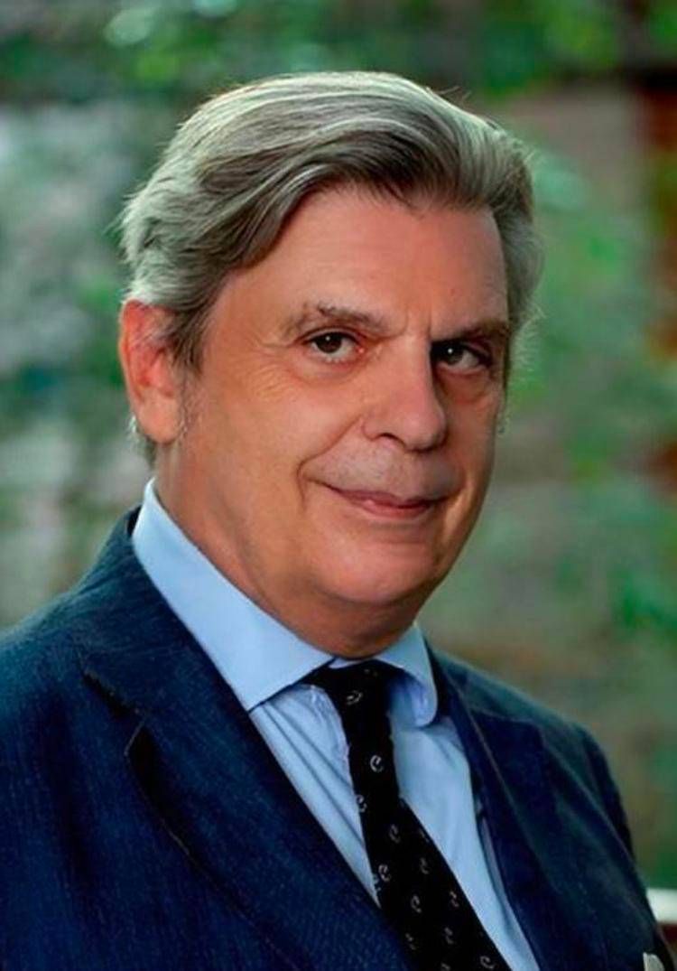 (Maurizio Serra)