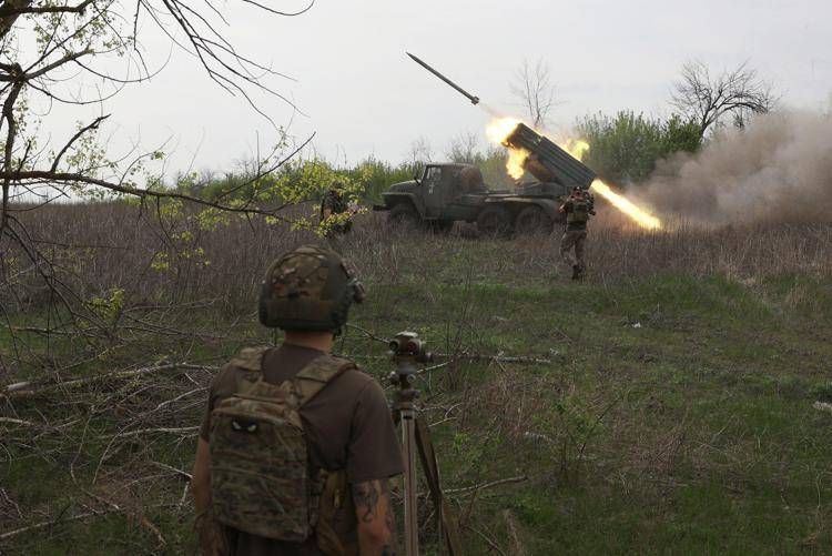 Soldati in azione in guerra