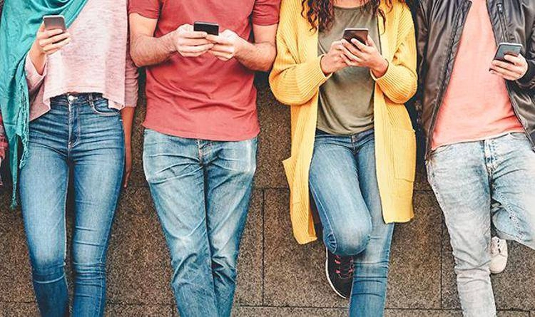 Postepay Connect, ora disponibile anche per titolari Carta di debito Postepay