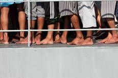 Sbarco di migranti in Italia - Fotogramma