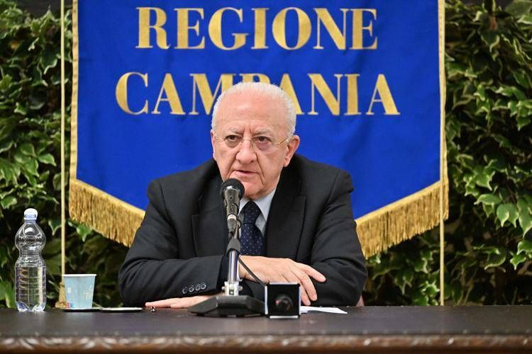 Il governatore campano Vincenzo De Luca - Fotogramma /Ipa