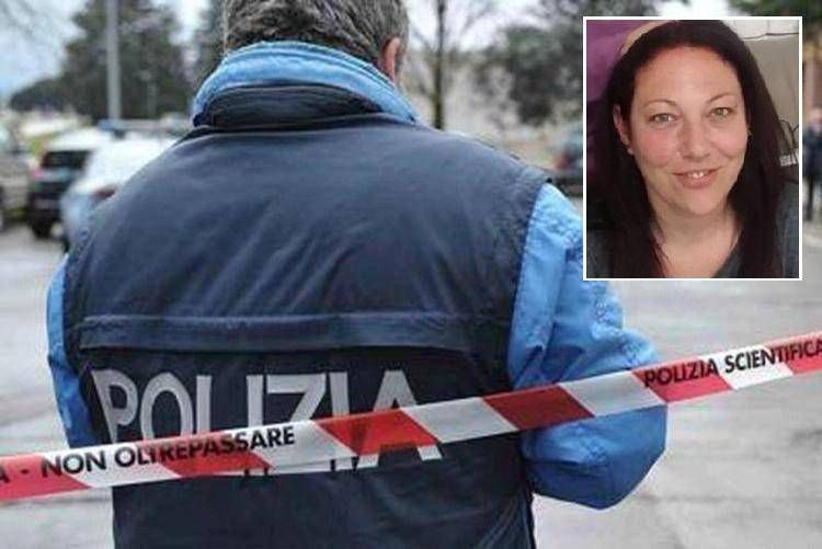 L'intervento della polizia con foto della vittima (da Facebook) 