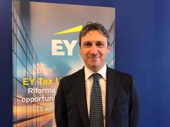 Fisco, Albano (EY): 