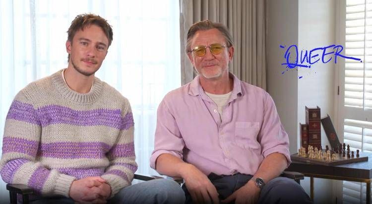 da sinistra: Drew Starkey e Daniel Craig 