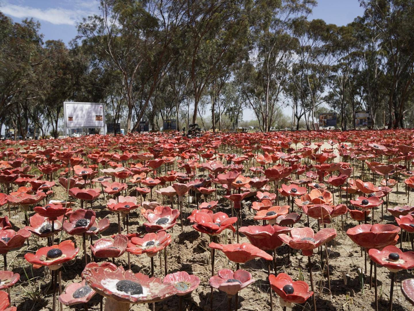Sculture commemorative nel luogo del massacro del Nova Festival, regione di Eshkol, Israele