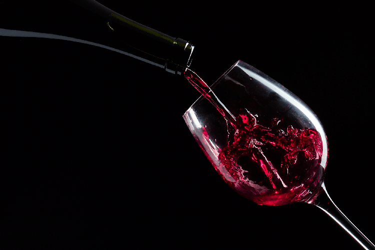 Vinitaly, la Regione Puglia e la tavola rotonda 'Donne eccellenti in un mondo di tradizioni'