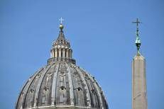La cupola di San Pietro (Afp)