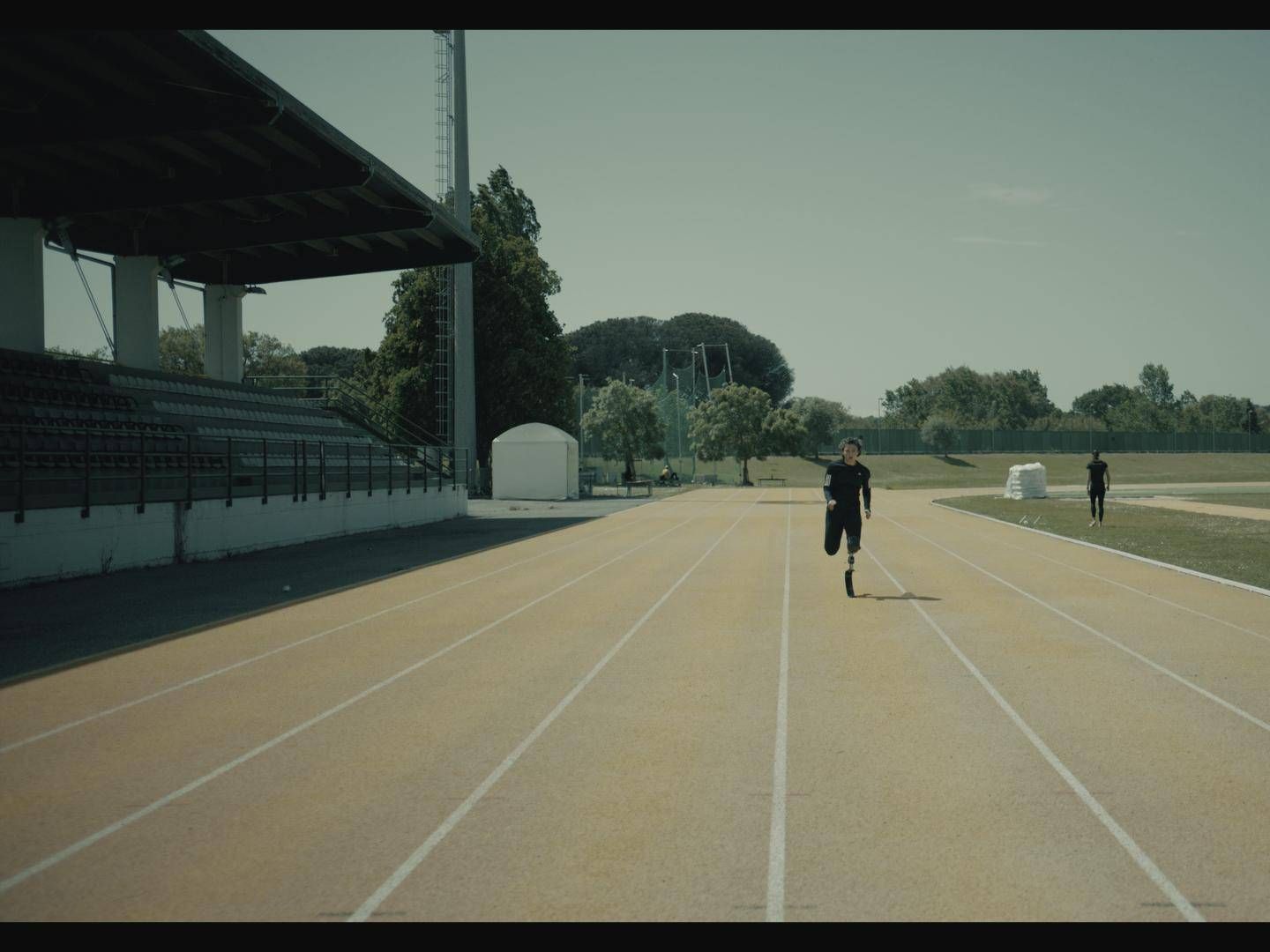 ambra sabatini comm 1