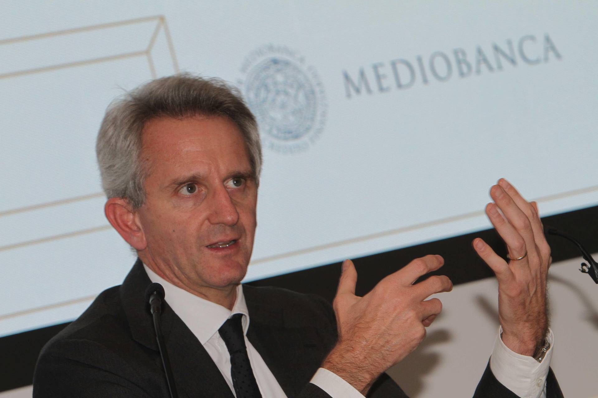 İşte Medeobanca'nın tüm engelleri