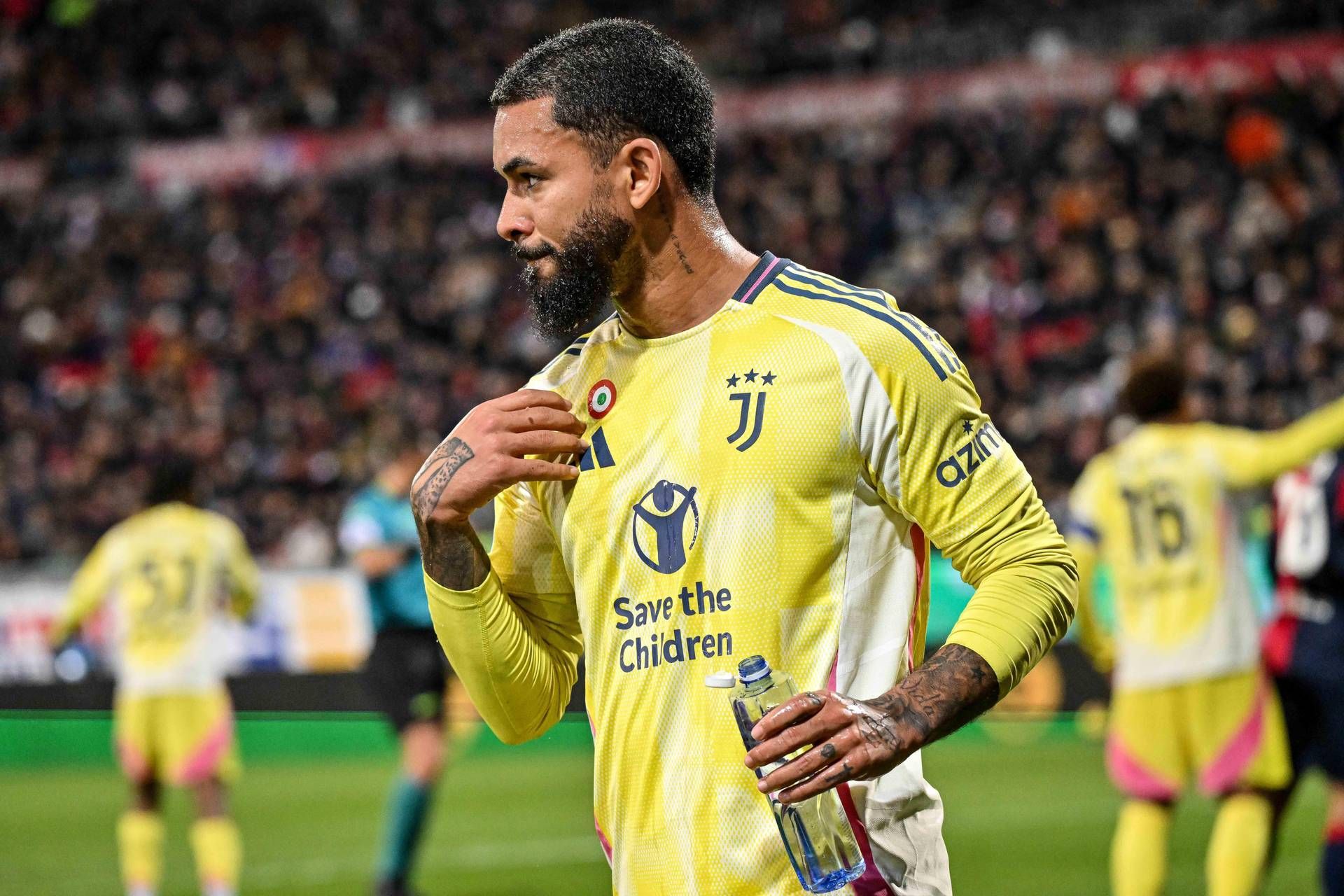 Juventus, scoppia caso Douglas Luiz: "Io sto bene, perché non gioco?"