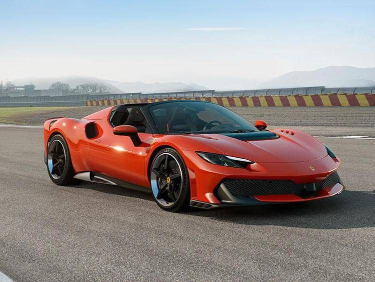 Ferrari 296 Speciale A: massime prestazioni a cielo aperto