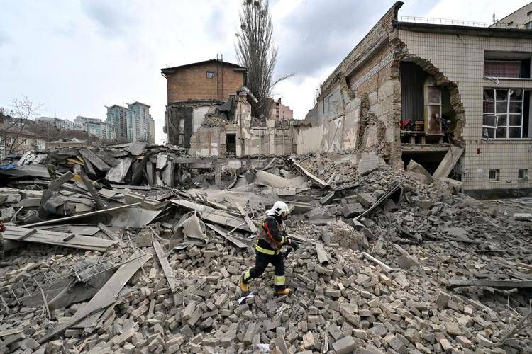 kiev macerie attacco afp