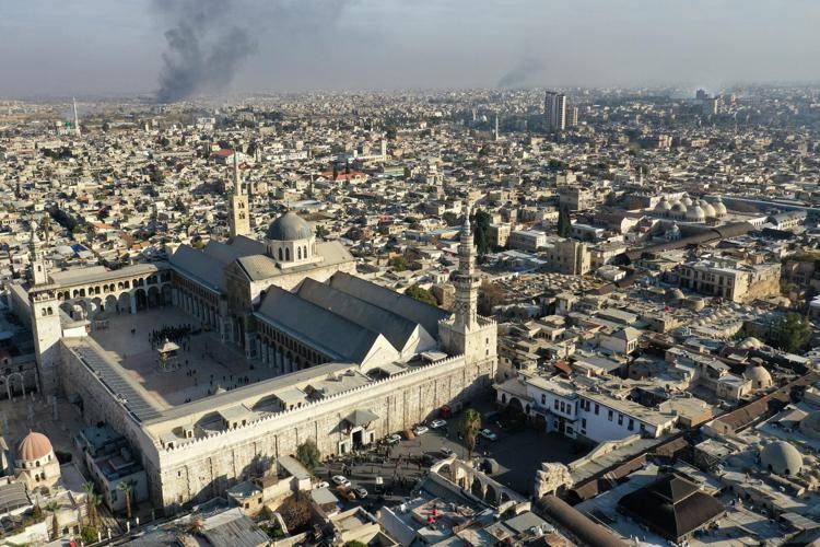 Israele, nuovi attacchi in Siria. Idf: "Intercettato missile lanciato da Yemen"