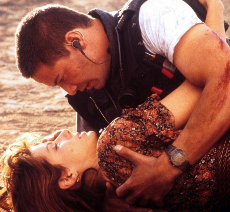 Keanu Reeves e Sandra Bullock di nuovo insieme in un thriller romantico