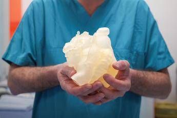 Al Bambino Gesù intervento salvavita in ragazzo con 'cuore a metà'