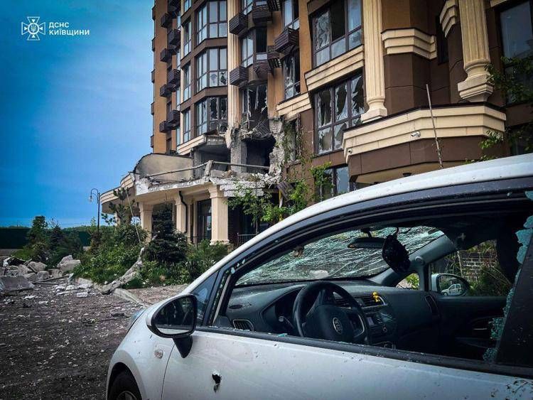 Ucraina, raid russo su Kiev alla vigilia della tregua: almeno 2 morti