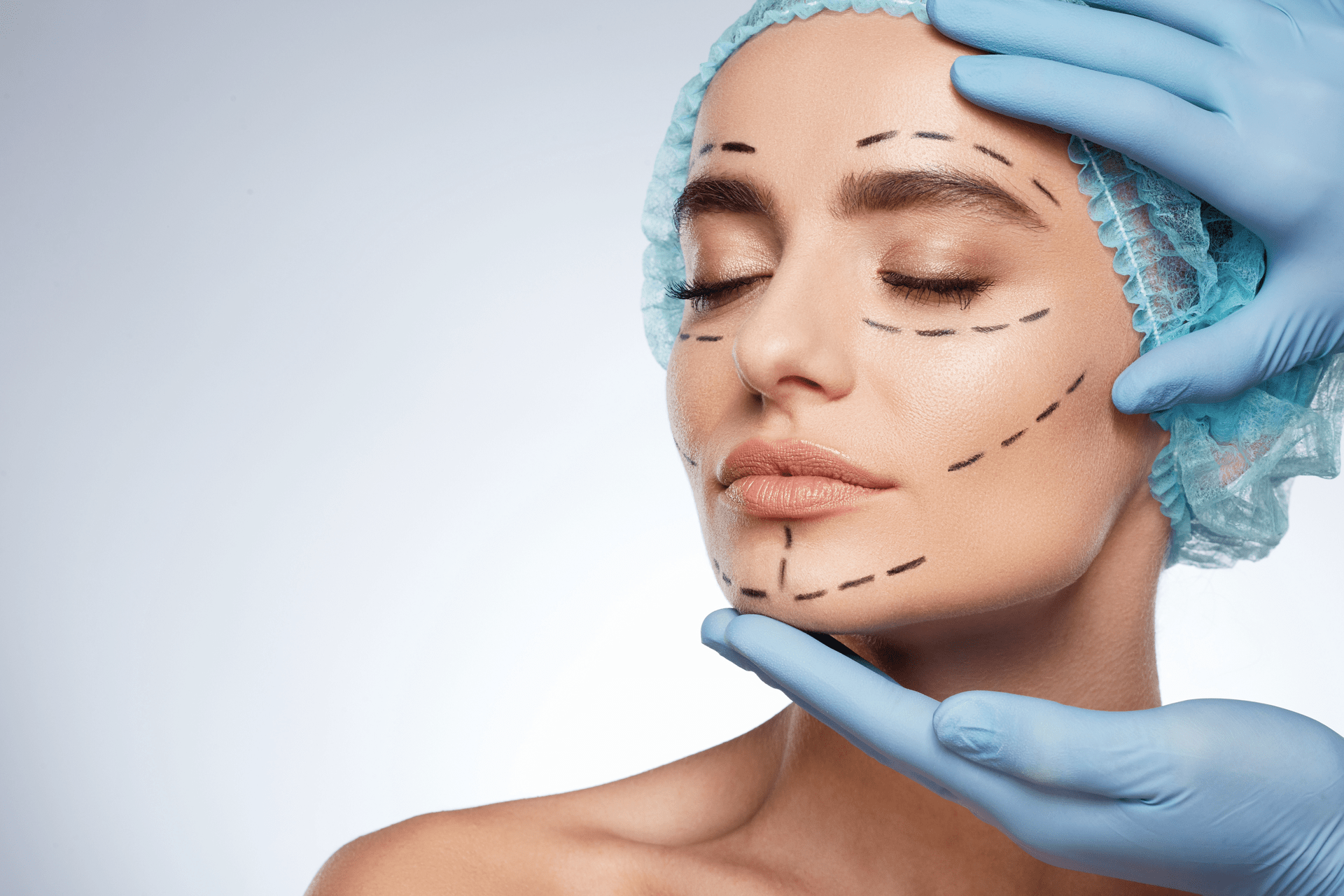 Chirurgia Plastica e Benessere Mentale: Uno Studio Rivela i Benefici Inaspettati sull'Ansia e la Depressione