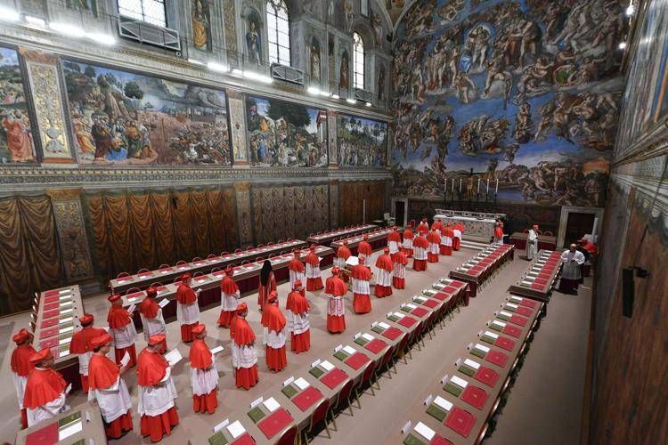 I cardinali nella Cappella Sistina - (Fotogramma/Ipa)