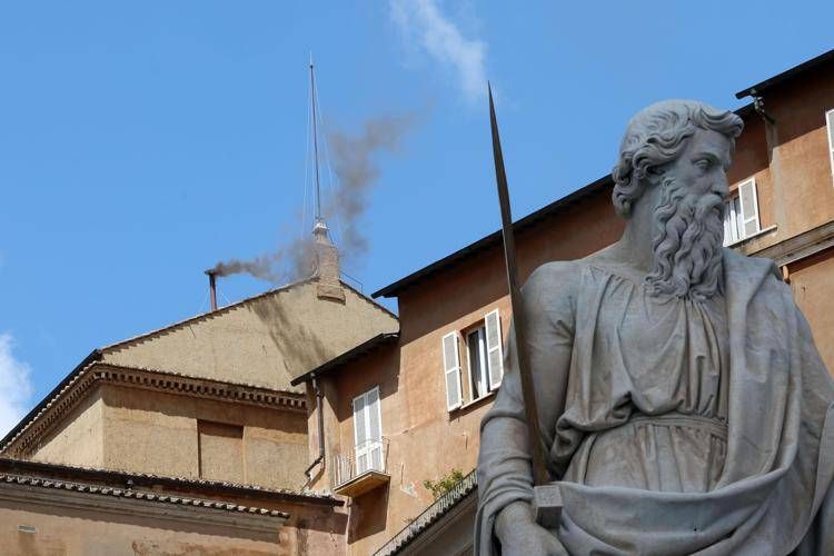 Il comignolo della Cappella Sistina - Ipa