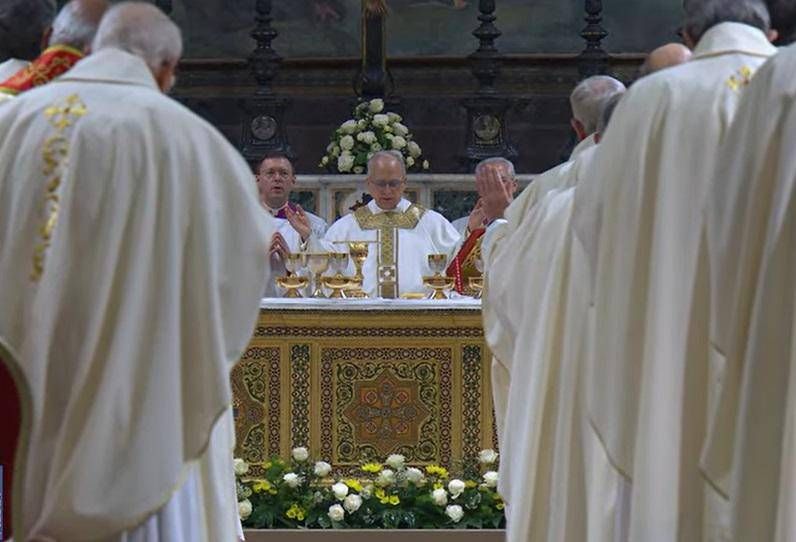 Papa Leone XIV, prima omelia: "Chi crede deriso, a fede si preferisce denaro e successo" - Video