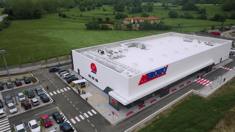 CORIPET e Mercatò: lo store di Carcare inaugura all’insegna della sostenibilità ambientale﻿