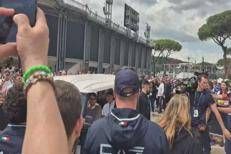 Sinner, allenamento speciale al Foro: Jannik in campo con i bambini - Video