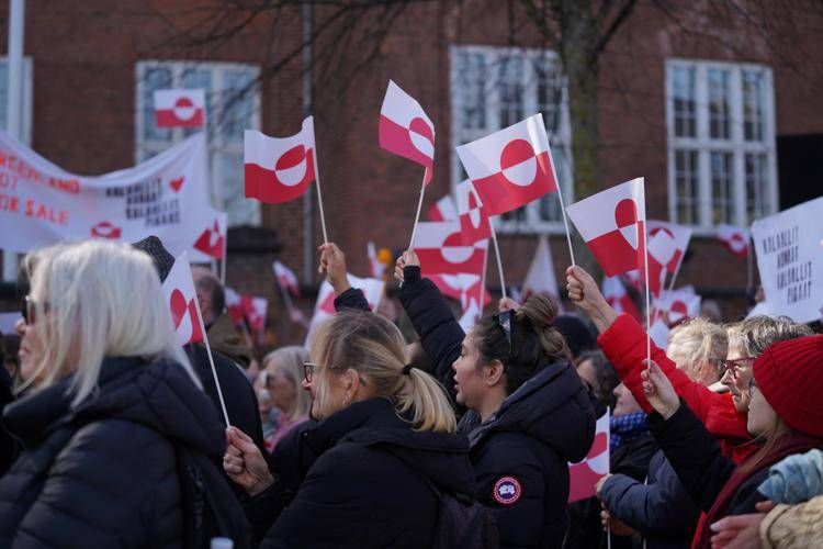 Groenlandia, la premier danese contro Trump: "Non si può spiare un alleato"