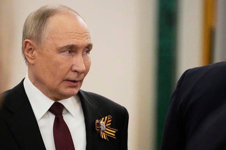 Ucraina, Russia: "Putin fa il possibile per la pace, tregua solo con stop armi a Kiev"