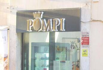 Roma, estorsioni e minacce al 're del tiramisù' Pompi: arrestato il cogna