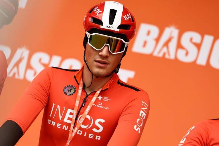 Giro d'Italia, Tarling vince seconda tappa. Roglic in maglia rosa