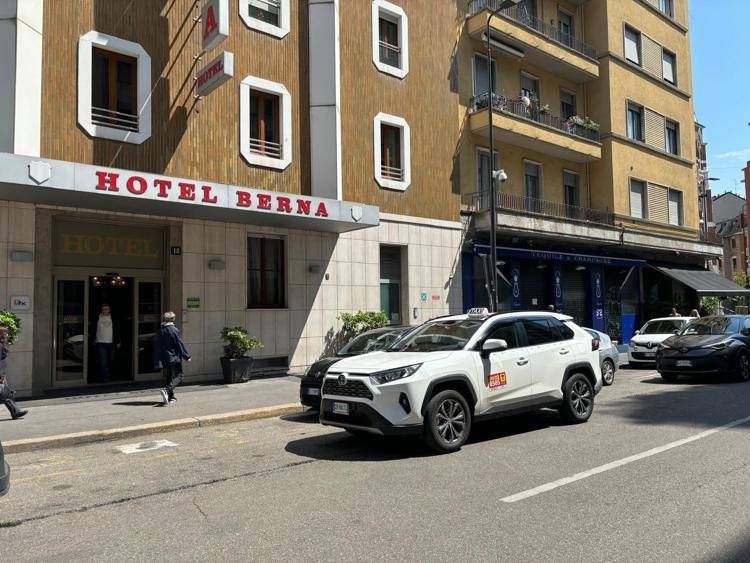 milano hotel aggressione