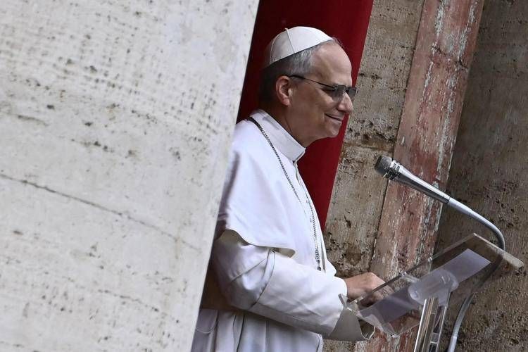 Papa Leone XIV a San Pietro, appello alla pace: "Mai più guerra"