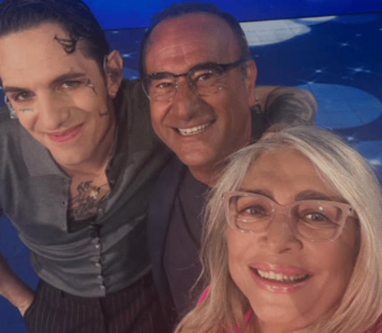 Achille Lauro a Domenica In, il legame speciale con Mara Venier e la 'sorpresa' in studio