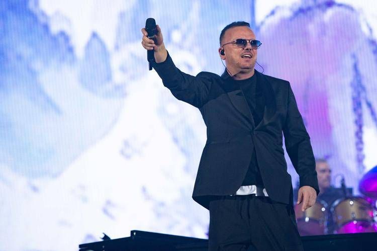 Verissimo, Gigi D'Alessio: "LDA? Mai alzato il telefono per lui, le porte in faccia fanno crescere"
