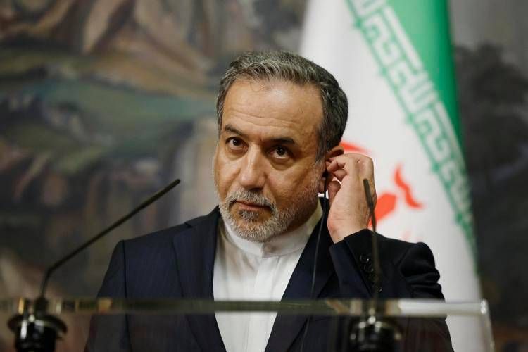 Iran-Usa, quarto round di colloqui sul nucleare. Teheran: "Su uranio disposti a rallentare"
