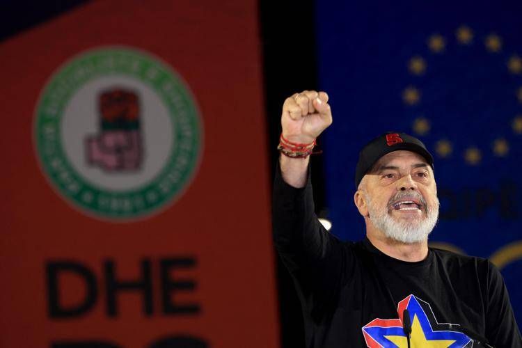 Albania, exit poll: vince ancora Rama, ai socialisti il 51,8% dei voti