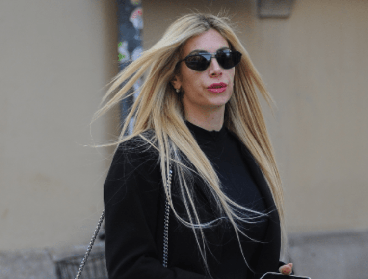 Verissimo, Paola Caruso: "Ho annullato il matrimonio con Gianmarco, era una relazione a 4"