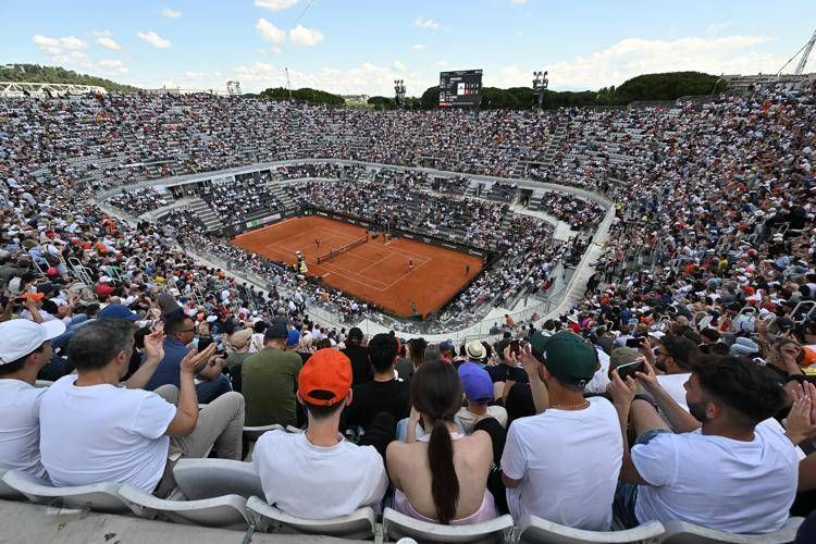 "Ho pagato il serale per vedere Ruud": polemiche al Foro per il programma degli Internazionali