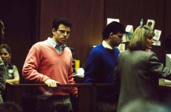 Caso Menendez, Lyle ed Erik a un passo dalla libertà vigilata: la nuova senten
