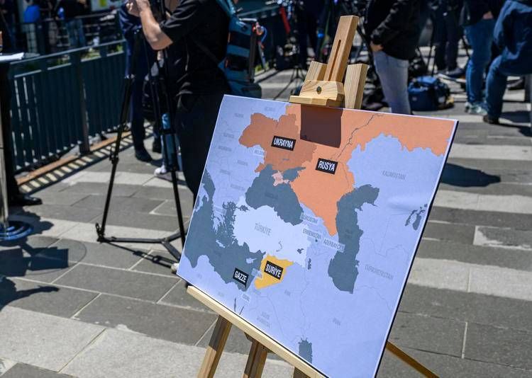 Ucraina-Russia, colloqui al via alle 11.30. Trump: "Voglio incontrare Putin"