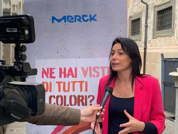 Tumori, l'oncologa: "In aumento cancro colon retto in under 50, puntare su screening"