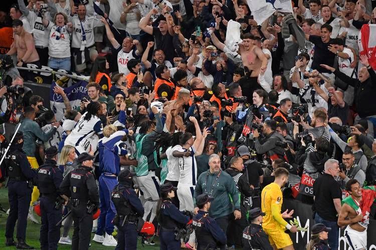 Europa League, Tottenham-Manchester United 1-0: trionfo per gli Spurs