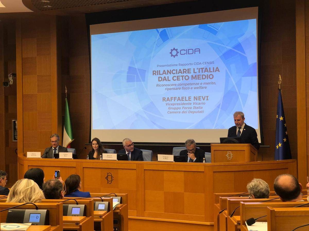 Presentato il rapporto Cida-Censis sul ceto medio