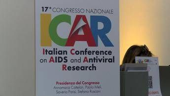 Aids, nuovi studi confermano efficacia e tollerabilità terapie antiretrovira