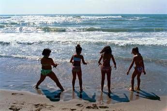 Bandiere verdi 2025, ecco le 158 spiagge a misura di bimbi scelte dai pediat