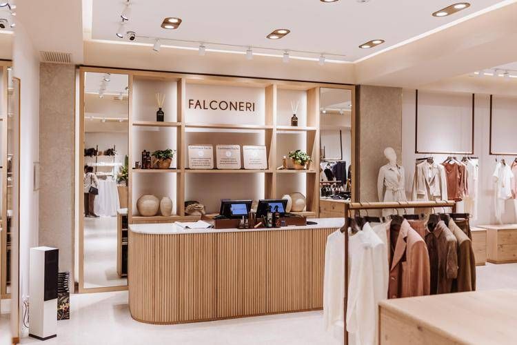 Il nuovo flagship store di Falconeri a Milano