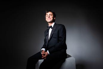 'Flamingo', il nuovo show dello stand-up comedian Luca Ravenna